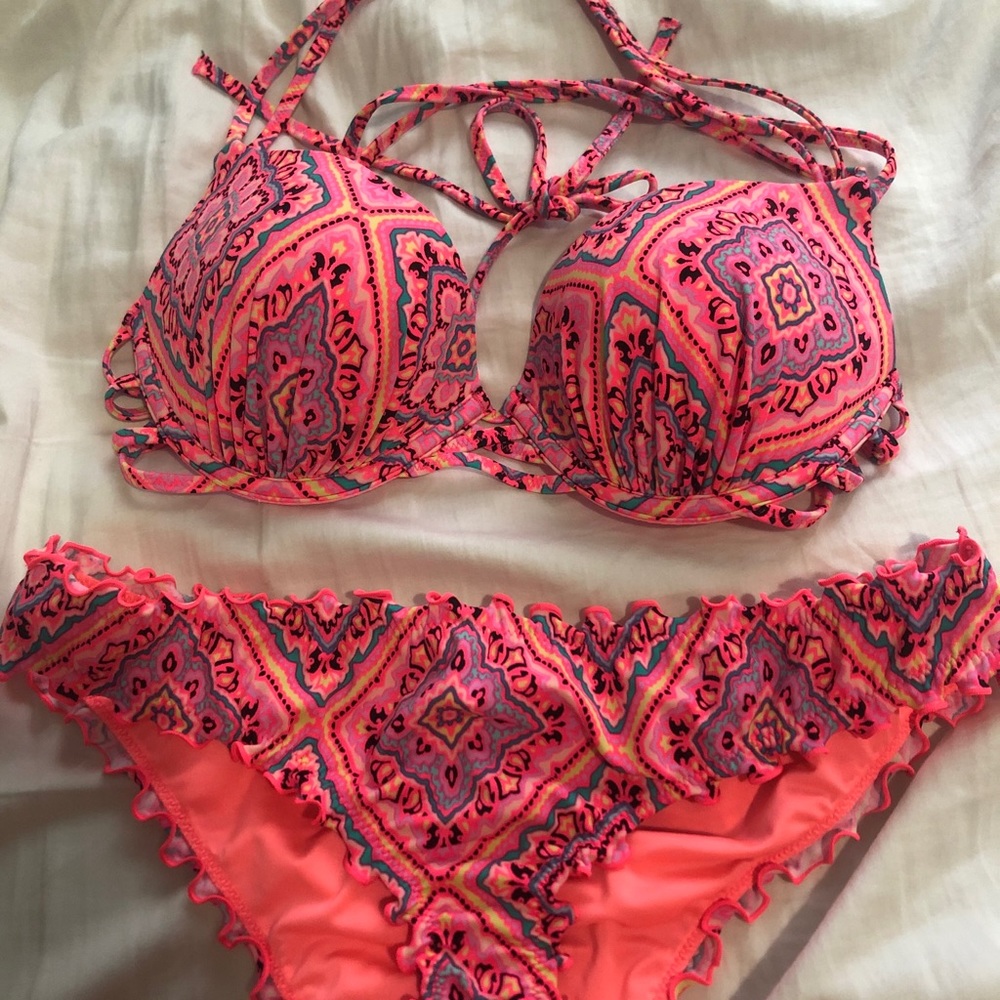 Pink bikini set